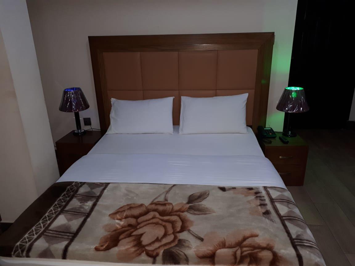 Midtown Hotel Rawalpindi Eksteriør billede